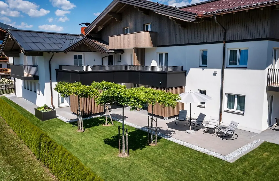Aparthotel Jägerheim-1
